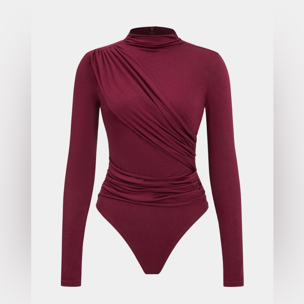 RUSHED LONG SLEEVE BODYSUIT SIZE M🐙